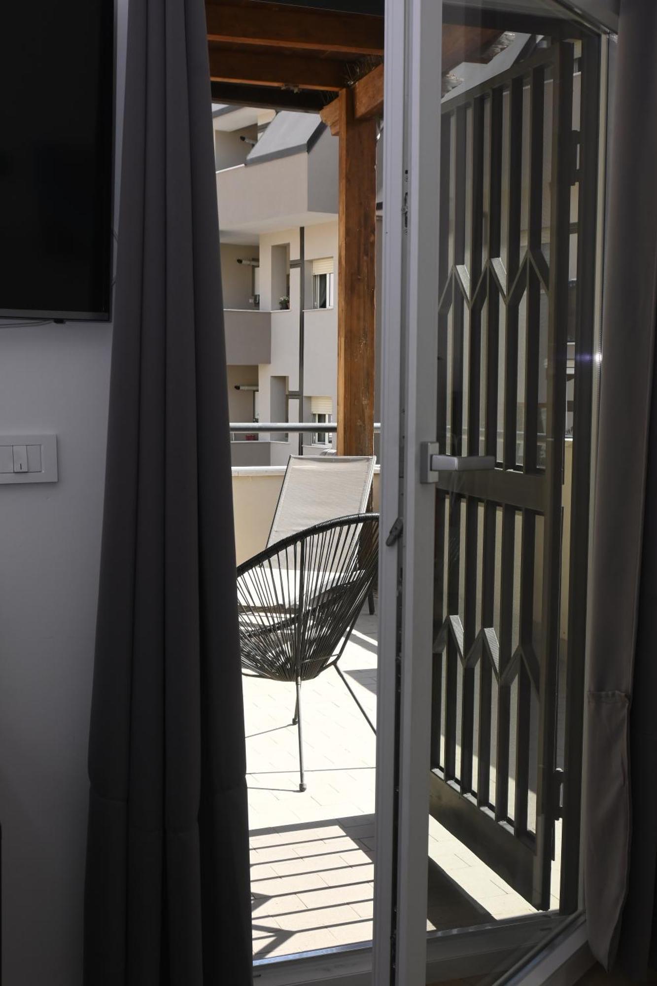 Zeta Rooms Caserta Dış mekan fotoğraf